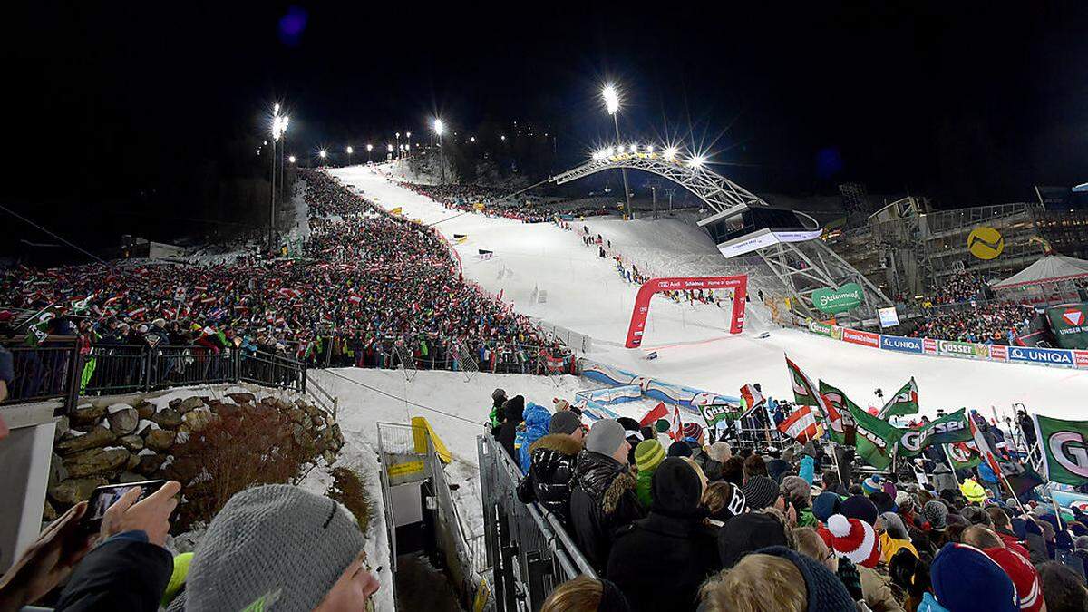 Der Nachtslalom in Schladming wird auch heuer wieder zehntausende Fans anlocken