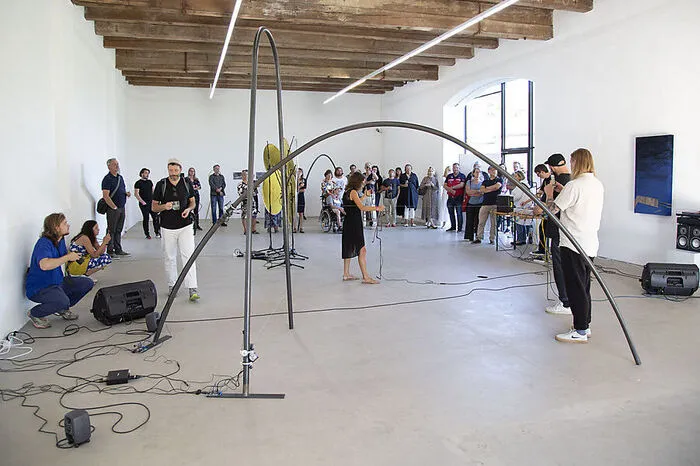 Klangperformance von Darja Shatalova mit Manuel Cyrill Bachinger und
Alexander Martinz im KS Room, Kornberg