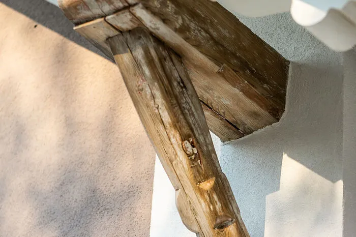 Um den Charme des alten Hauses widerzuspiegeln legten die Geschwister Rauch auch Wert auf den Erhalt von Holzelementen.