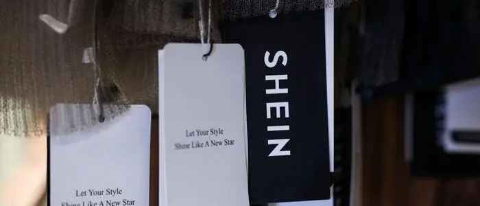 Shein-Mode im Kaufhaus Bazar de l’Hôtel de Ville in Paris | Der E-Commerce-Riese Shein drängt auf die Börse
