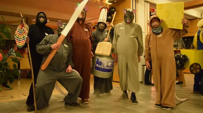 Es handelt sich definitiv um einen Maskenball, der seinesgleichen sucht: Die Maskierungen beim Sportlermaskenball in Trautmannsdorf gestalteten sich kreativ und aufwendig zugleich.
