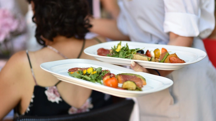 Die Vielfalt am Teller nimmt zu, die Zahl der Gastro-Betriebe ab