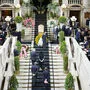 Geschlossene Trauerfeier auf der Burgtheater-Feststiege