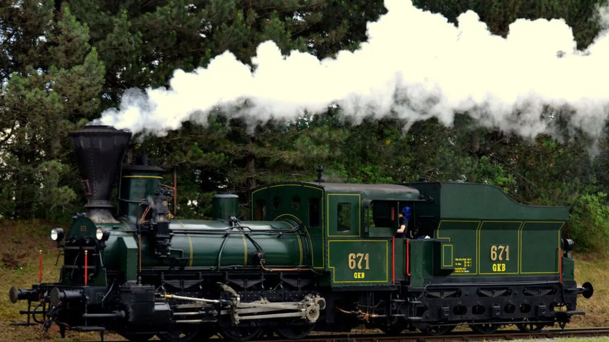 Die 671er fährt wieder aus
