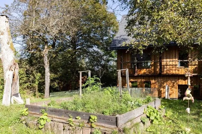 4000 Quadratmeter Garten umsäumen das Haus.