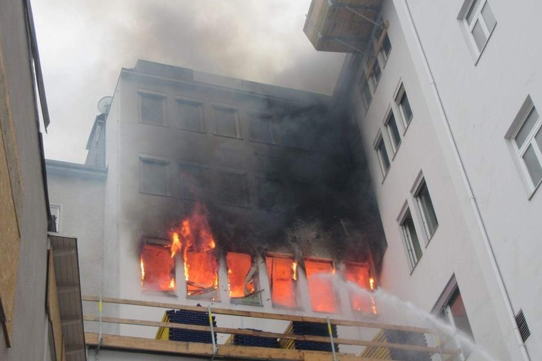 Bilanz 2023 | Bei 6200 Einsätzen konnte die Grazer Feuerwehr 739 Personen retten