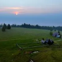 Die Brendlhütte liegt nahe dem Ursprung der Weißen Sulm und ist einer der Schauplätze der TV-Dokumentation