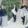 Keramikbau-Leiter Werner Pessl mit Doris Enzensberger-Gasser und Josef Gasser, geschäftsführende Gesellschafter der Lieb Bau Unternehmensgruppe 
