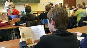 Wird Latein zugunsten der KI reduziert?