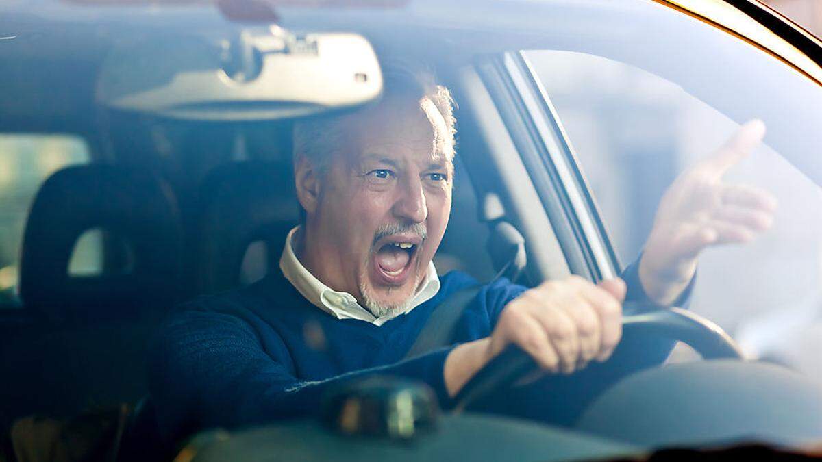 Immer öfter verlieren Autolenker am Steuer die Nerven