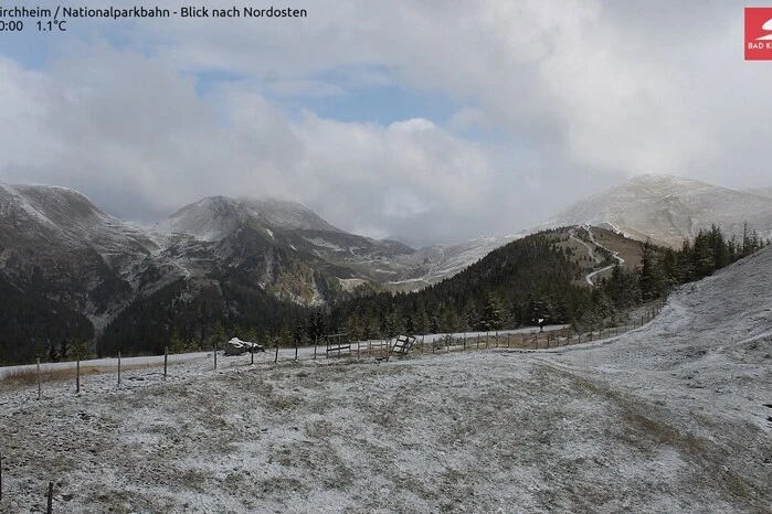 Angezuckert ist auch das Skigebiet Bad Kleinkirchheim, hier der Blick von der Brunnach . . .