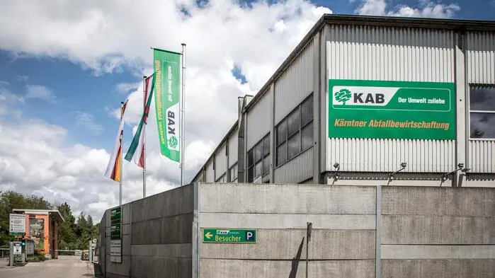 Blick auf die KAB Kärntner Abfallbewirtschaftung GmbH in Klagenfurt in der Ziegeleistraße | Blick auf die KAB Kärntner Abfallbewirtschaftung GmbH in Klagenfurt in der Ziegeleistraße