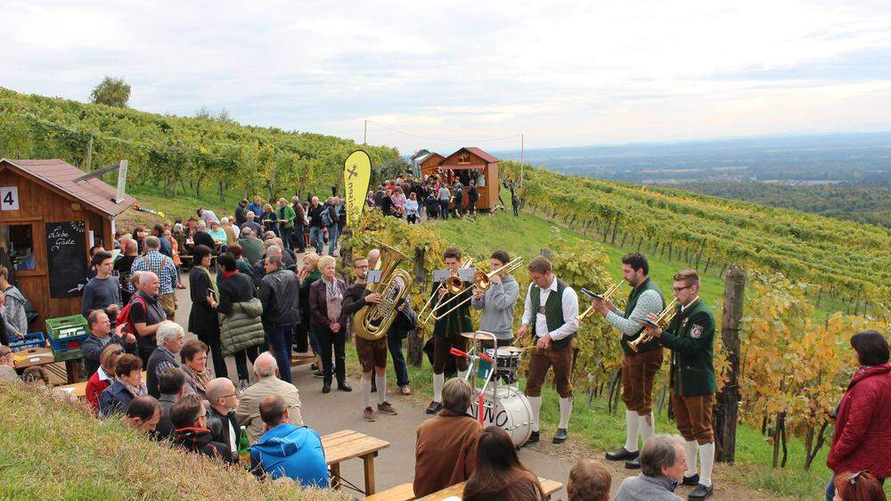 &quot;Volksmusik am Weinberg&quot; und &quot;Weisenbläserfest&quot; finden am 7. und 8. Oktober in Klöch statt