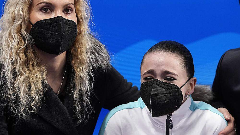 Kamila Walijewa (rechts) und ihre Trainerin Eteri Tutberidse