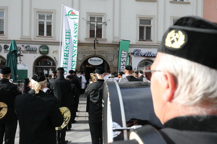 Klicken Sie sich durch weitere Bilder!