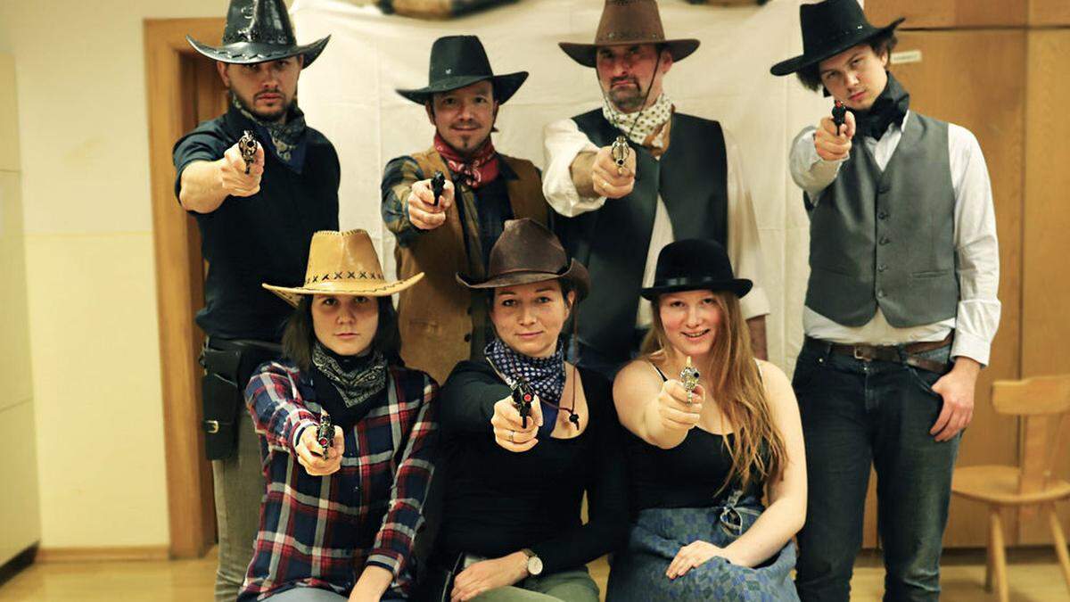 Das Ensemble lädt zum Western in den &quot;wilden Westen&quot;