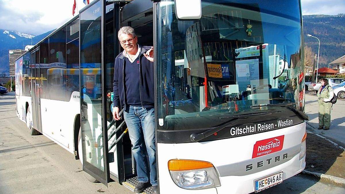 Anstatt schaffnerloser Züge erwarten die Gailtaler und auch Gäste künftig freundliche Busfahrer wie Herrmann Astner