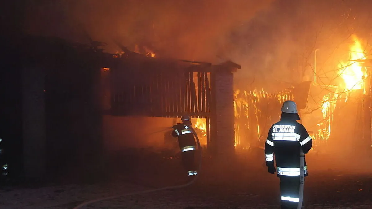 Die Feuerwehr konnte den Brand unter Kontrolle bringen