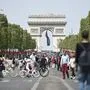 Die Champs-Élysées zum Triumphbogen ist regelmäßig autofrei