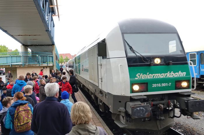 Danach ging es mit dem Zug der Landesbahn nach Gleisdorf.