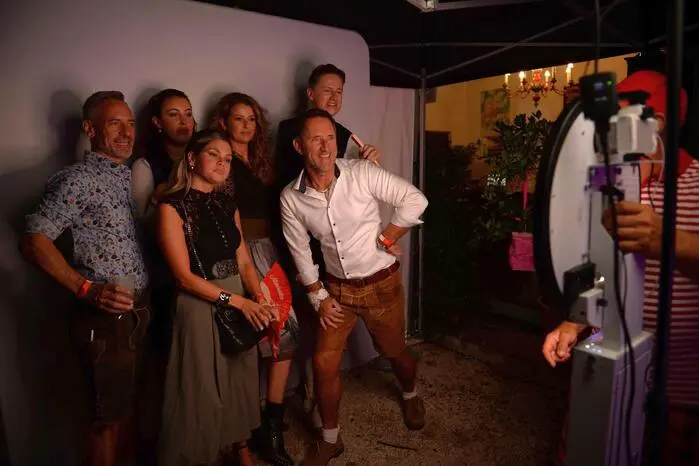 Klicken Sie sich durch die Fotoser