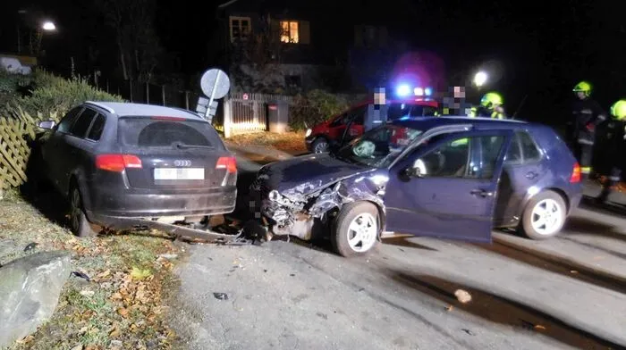 Für eine Unfallserie in Leoben ist ein 20-jähriger Alkolenker verantwortlich.