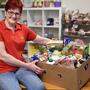 Melitta Pirolt verteilt zweimal pro Woche Lebensmittel an Bedürftige in St. Veit
