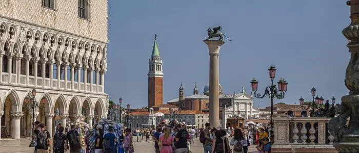 Tagestouristen müssen an 72 Tagen eintritt in Venedig zahlen.