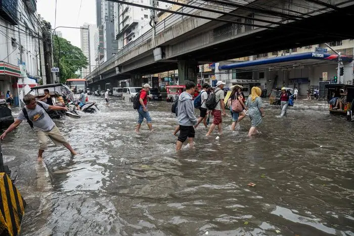 Überflutungen in der Hauptstadt Manila