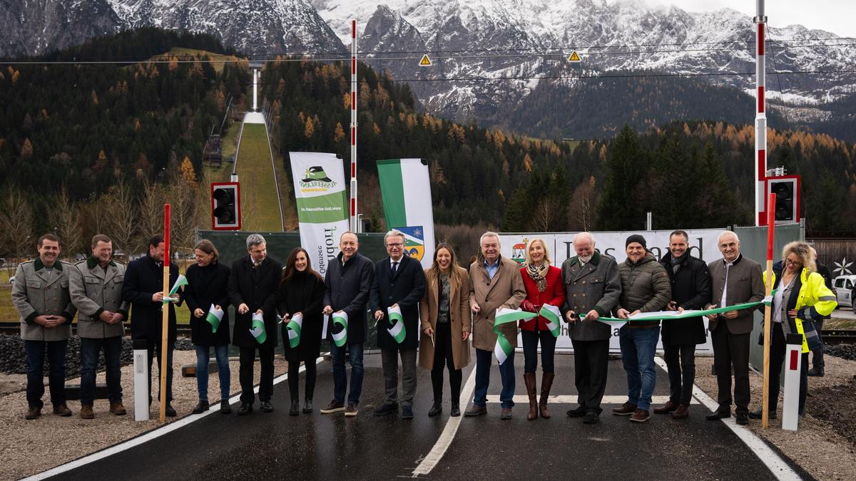 Die feierliche Eröffnung der neuen Kulm-Zufahrt