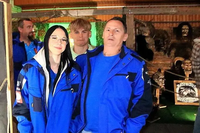 Klicken Sie sich durch die restlichen Bilder
