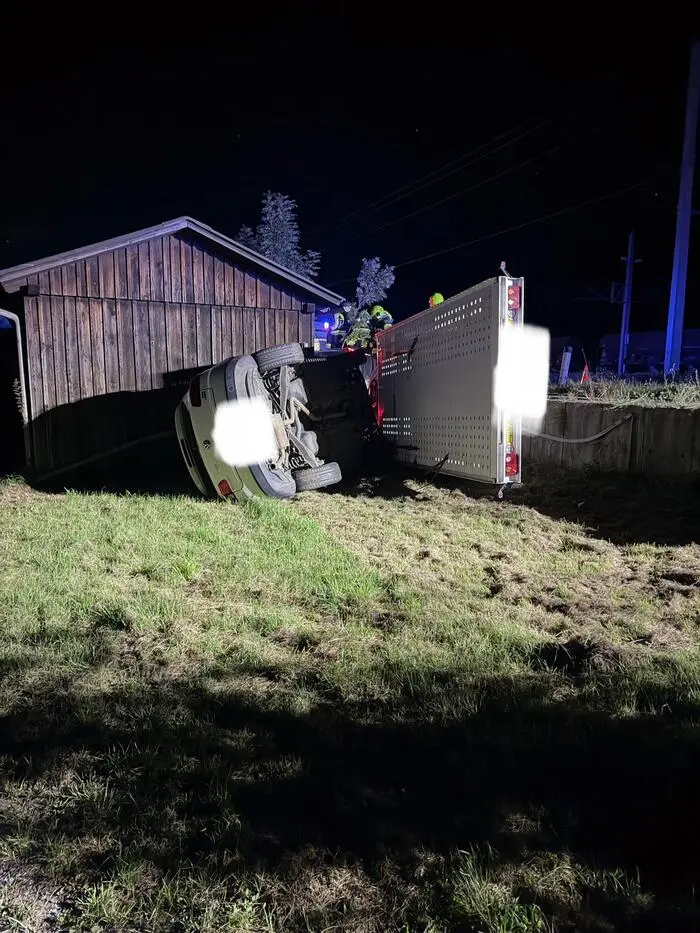 Der erste Unfall ereignete sich in der Nacht