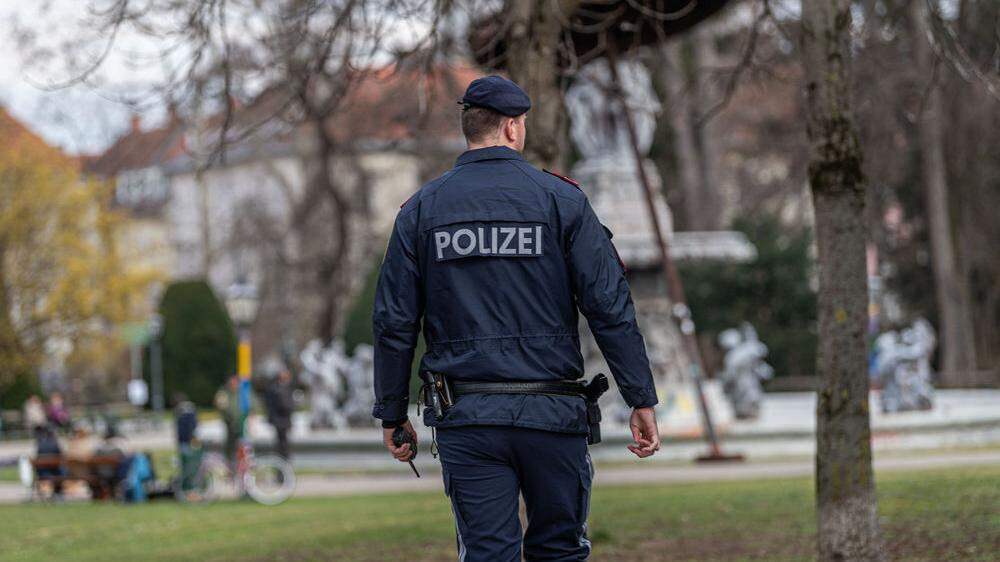 Einsatz für die Polizei im Grazer Stadtpark