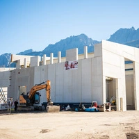 Die Halleninfrastruktur der neuen Rossbacher-Anlage soll bis Ende des Jahres fertiggestellt werden