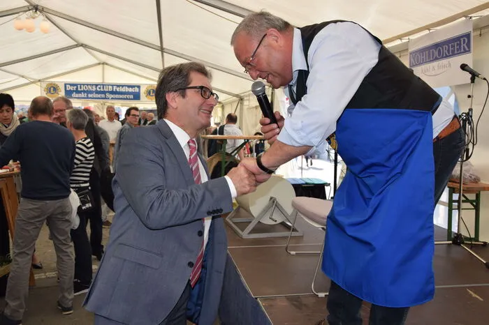 Gerhard Maitz war es schließlich, der Sonntagmittag ein Barbecue ersteigerte. "Koches des Jahres 2017" Hans Peter Fink sowie Grillstaatsmeister Stefan Windisch stehen damit schon bald für ihn am Griller.
