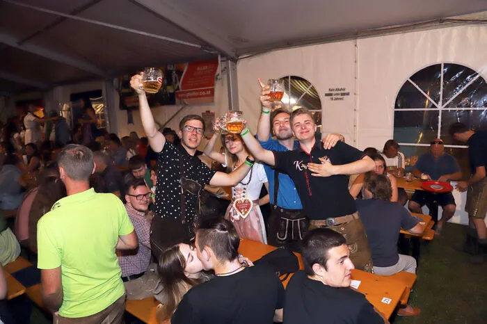 Zeltfest FF Gratschach in Landskron