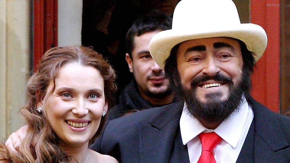 Nicoletta Mantovani mit Luciano Pavarotti (1935-2007).