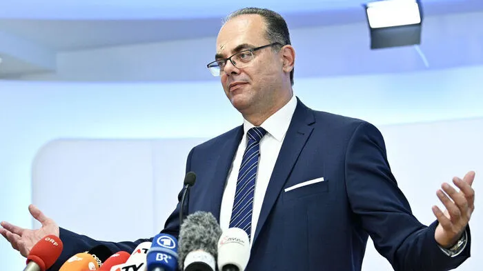 Verkehrsminister Andreas Reichhardt