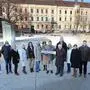 Mitglieder des Leobener Gemeinderates und Vertreter der Amnesty International-Gruppe Leoben trafen sich im Gärnerpark zur offiziellen Benennung „Platz der Menschenrechte“