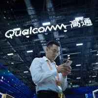 Amazon und Qualcomm wollen gemeinsam Prozessoren für den täglichen Betrieb bereits trainierter KI-Modelle entwerfen