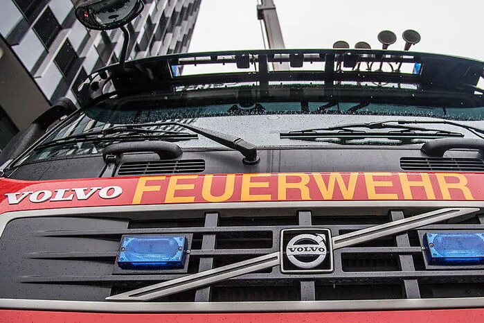 Top 8: In Bad Mitterndorf kollidierte ein Klein-Lkw mit einem Personenzug auf einem unbeschrankten Bahnübergang. Mehr dazu.   