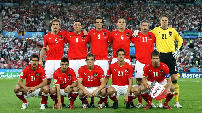 2008: Die erste EM-Teilnahme der Geschichte - als gemeinsamer Veranstalter mit der Schweiz war Österreich fix dabei.