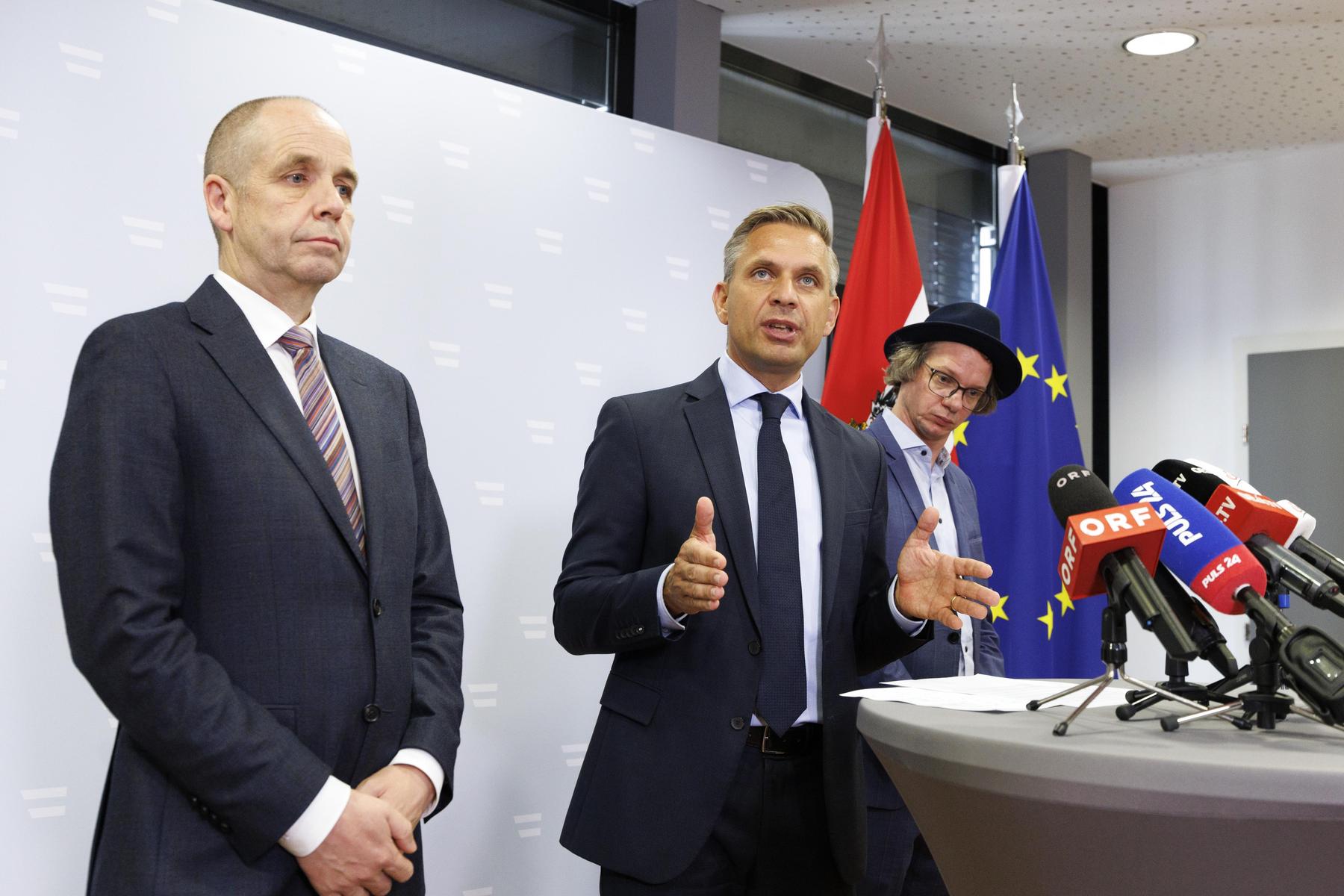 Hattmannsdorfer zahteva ostrejši pristop EU do ZDA glede carin