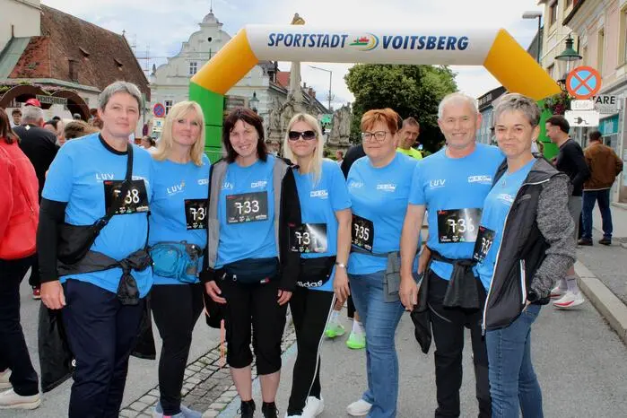 Der Erlös der Veranstaltung kommt Menschen in Not aus dem Bezirk zugute. Gewidmet war der Lauf heuer dem langjährigen Vereinsobmann Franz Huiber, der die Veranstaltung auch ins Leben gerufen hatte.