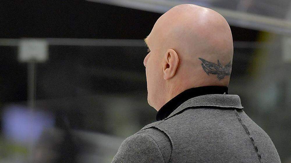 Bojan Zajc oder der Mann, mit dem Tattoo am Hinterkopf