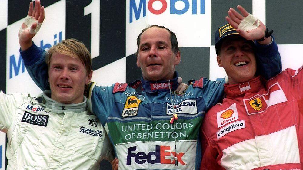 Gerhard Berger mit Mika Häkkinen (links) und Michael Schumacher