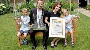 Seriensieger: Walter und Petra Frauwallner mit Söhnen Felix und Fabian