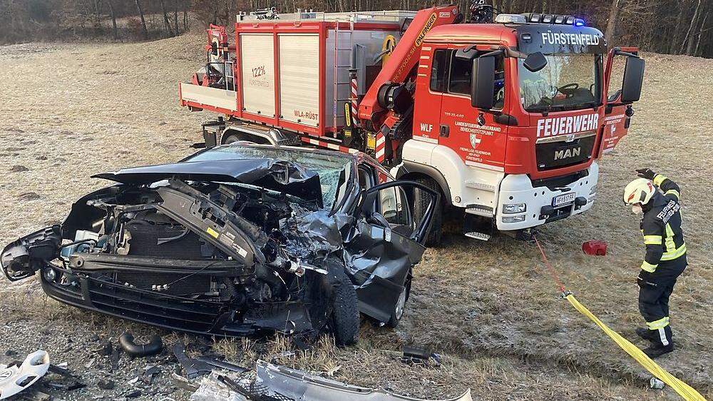 Verkehrsunfall Samstagfrüh zwischen Bierbaum und Fürstenfeld