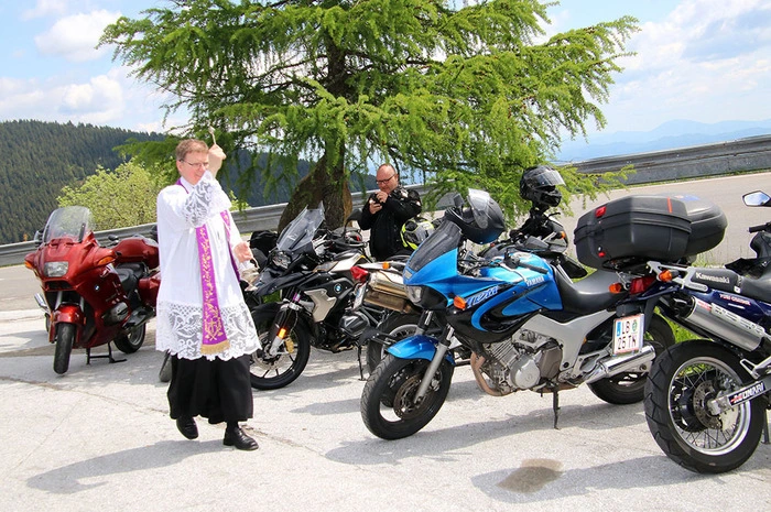 Viel Spaß mit den Fotos von der Motorradsegnung am Gaberl.