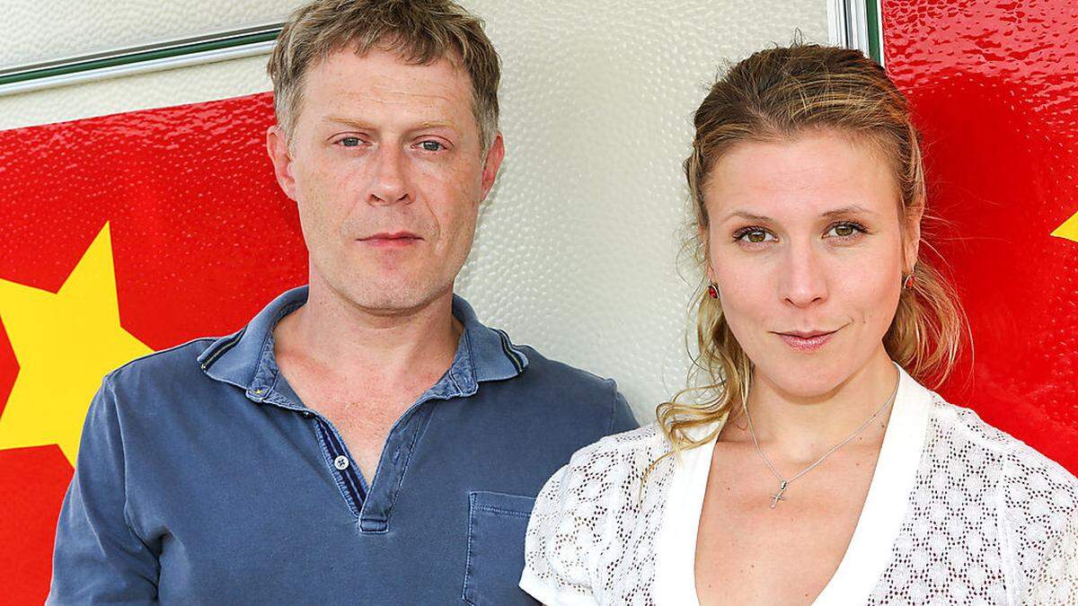 Franzsika Weisz, im Bild mit Andreas Lust, bei den Dreharbeiten zu einem Burgenland-Landkrimi